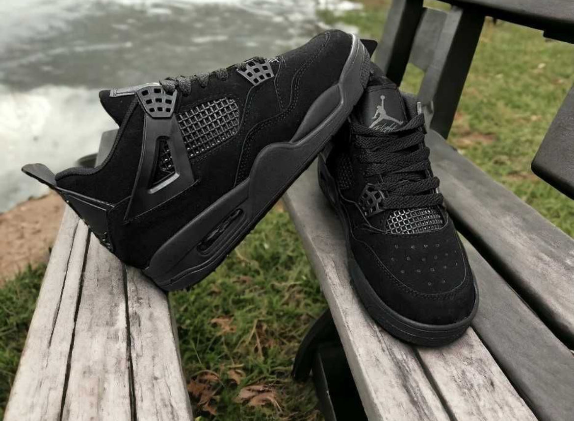 Jordan 4 Retro Black Cat